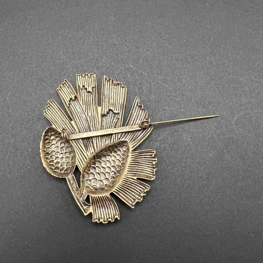 Vintage Pinecone Brooch Brass Gold Tone Nature Antiqued Woodland Cottage‎